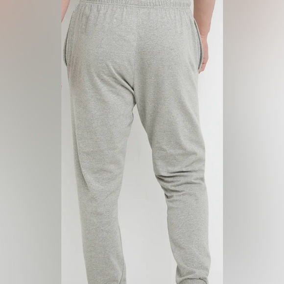 NWOT Men’s Champion Gray Joggers sweat pants Elastic Wristband and Drawstring - Picture 2 of 6